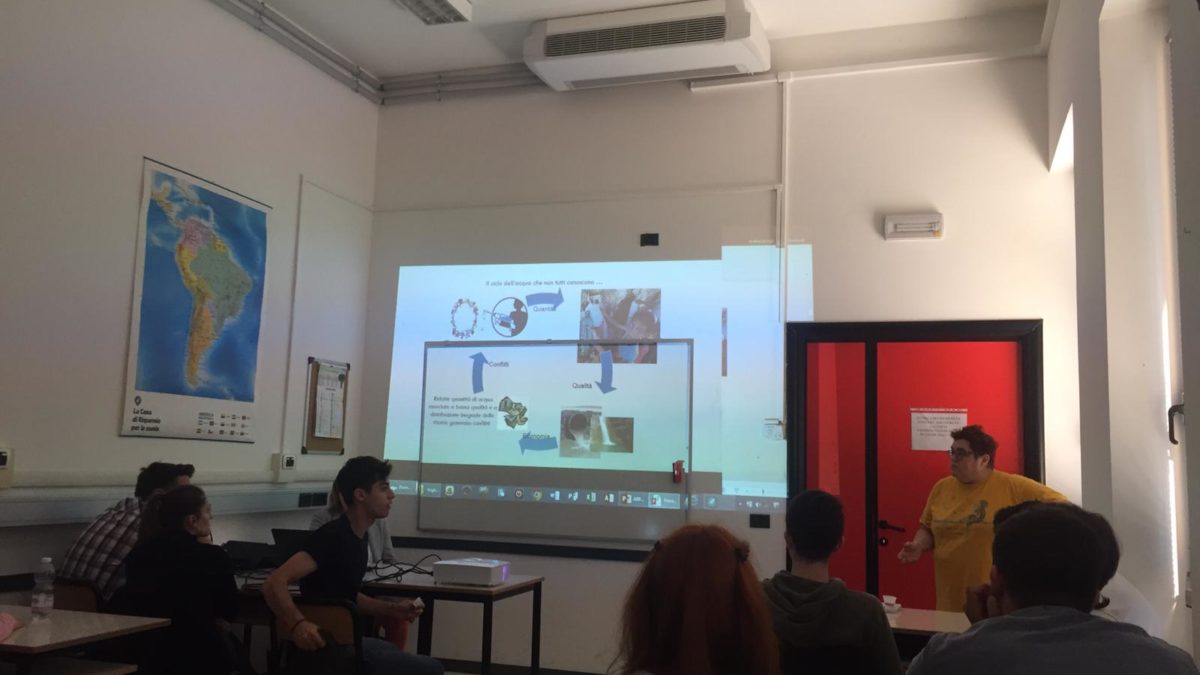 10-05-19 I ragazzi del Liceo Santachiara e Arpa Lombardia