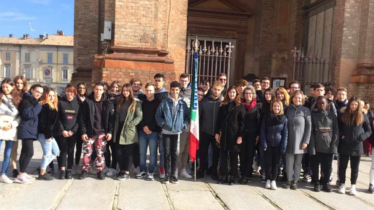 L’Istituto Santachiara partecipa alle celebrazioni del Giorno dell’Unità Nazionale