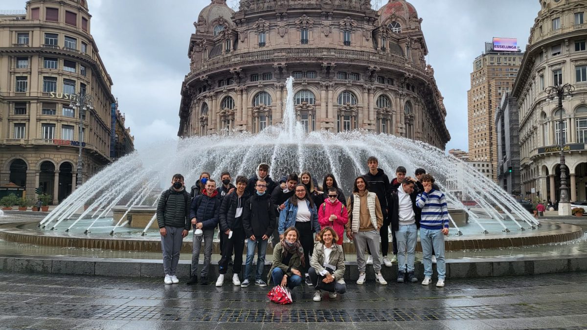 Il Liceo Santachiara a Genova