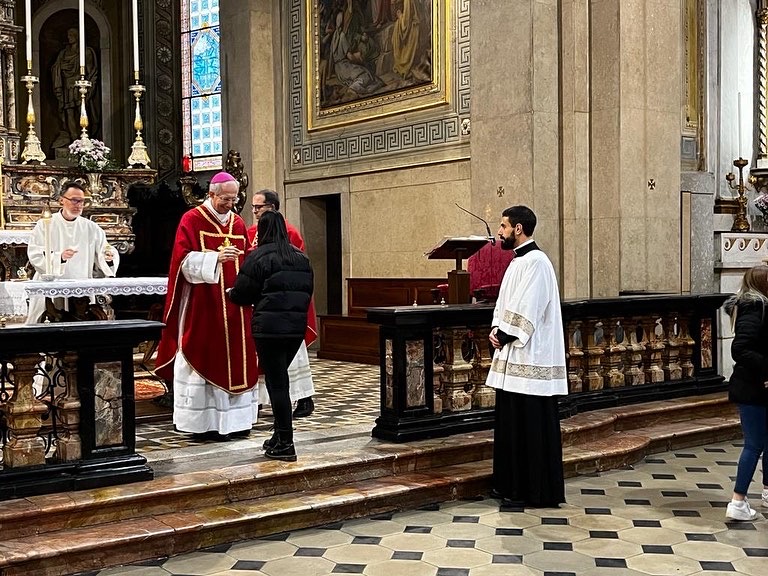 Le S. Messe celebrate da S.E. Guido Marini per i giovani di Voghera e Stradella